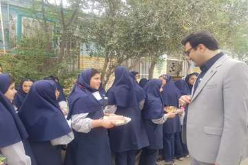زنگ سلامت در مدرسه قریشی نواخته شد